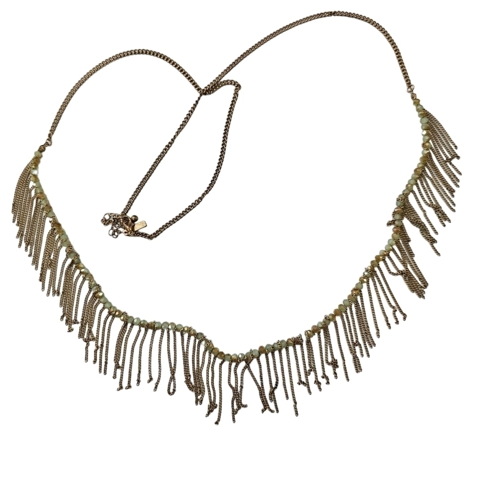 Freedom gold and green long necklace with a boho feeling fringe. - Picture 7 of 12
